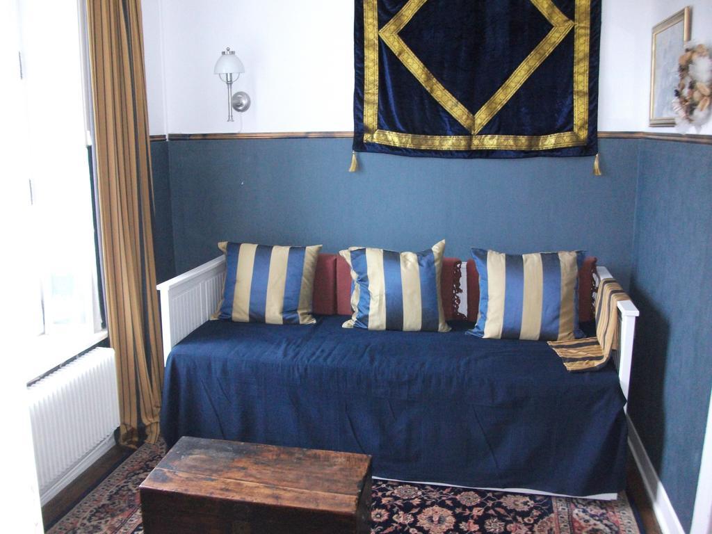 Bed and Breakfast La Mirabelle Корнимон Номер фото