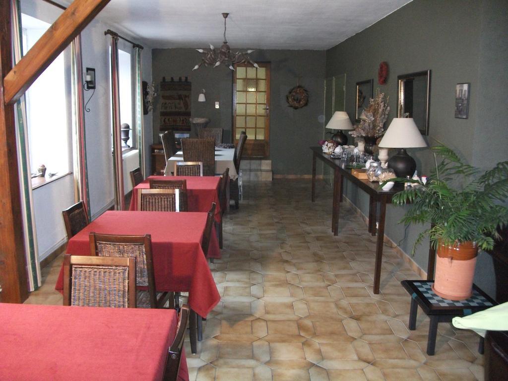 Bed and Breakfast La Mirabelle Корнимон Экстерьер фото
