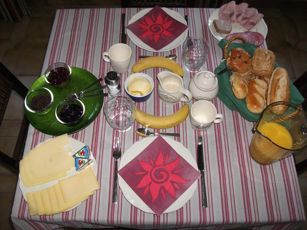 Bed and Breakfast La Mirabelle Корнимон Экстерьер фото